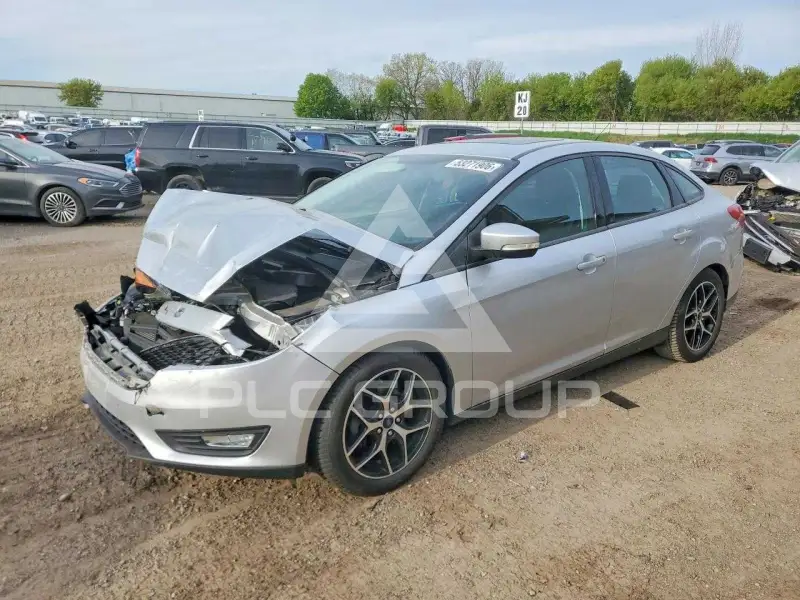 2017 Ford FOCUS photo