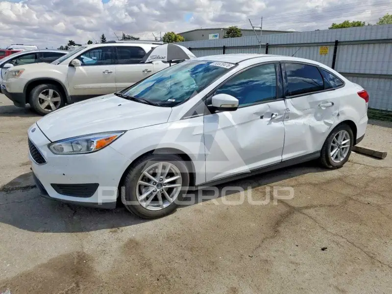 2017 Ford FOCUS photo
