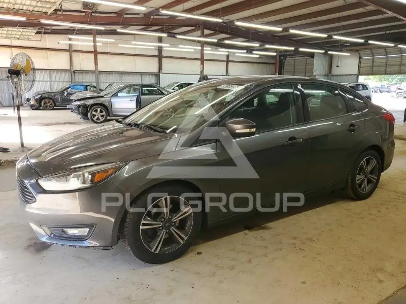 2017 Ford FOCUS фото