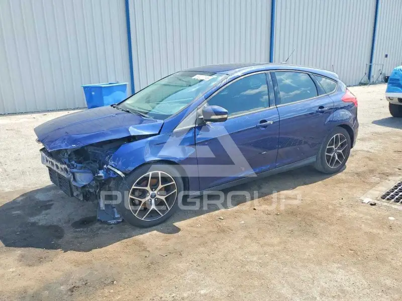 2017 Ford FOCUS фото