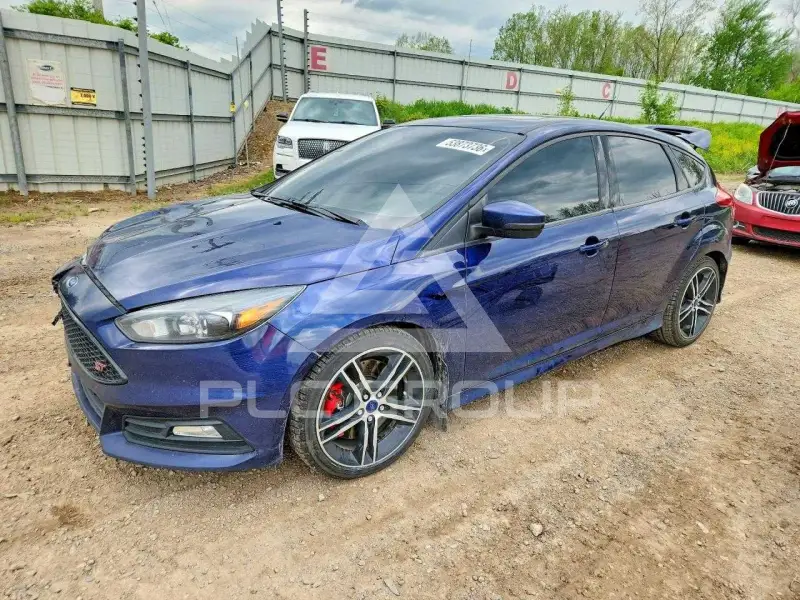 2017 Ford FOCUS photo