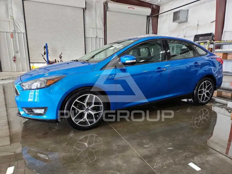 2017 Ford FOCUS фото
