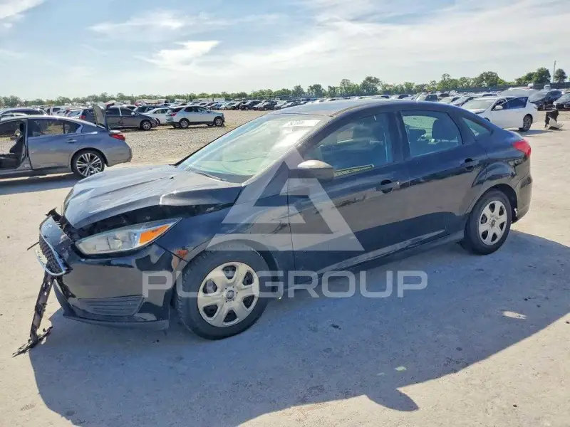 2017 Ford FOCUS photo