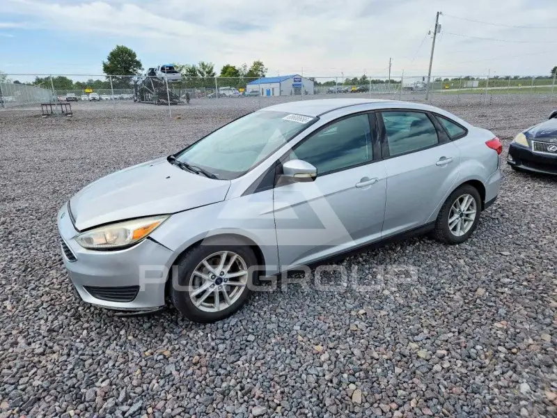 2017 Ford FOCUS photo