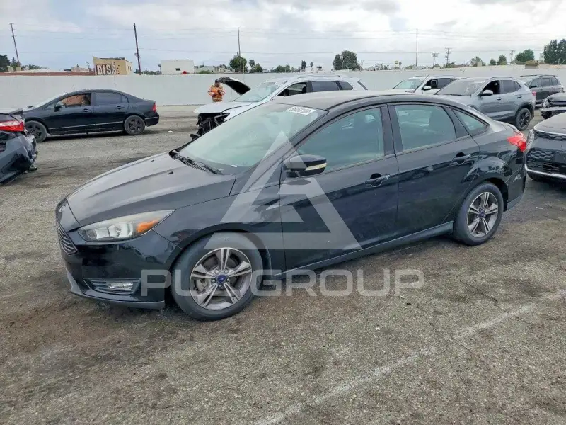 2017 Ford FOCUS photo