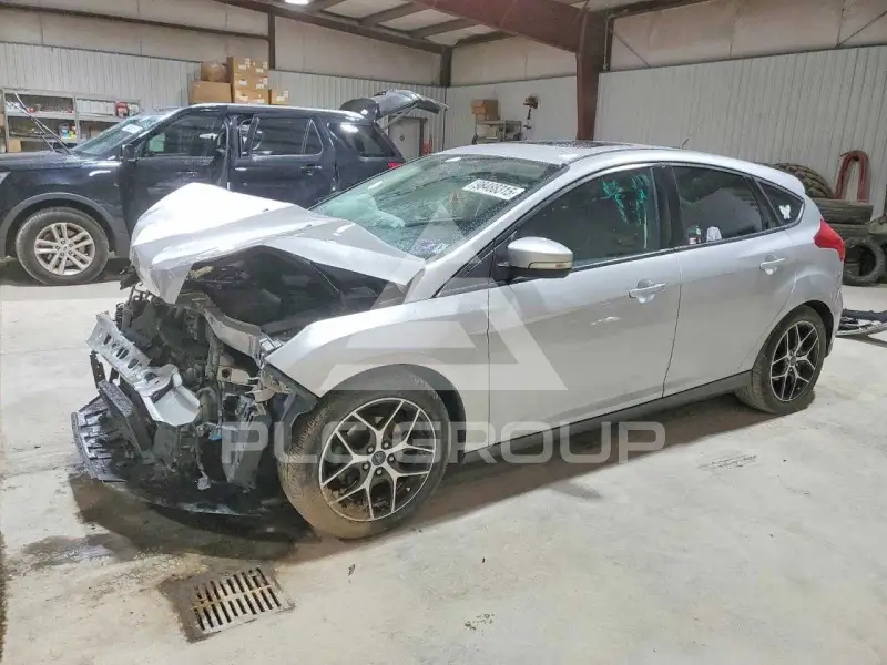 2017 Ford FOCUS фото