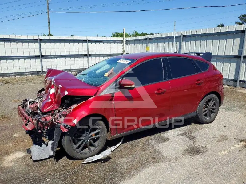 2017 Ford FOCUS фото