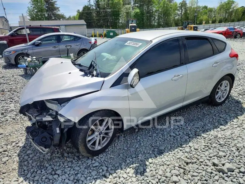 2017 Ford FOCUS фото