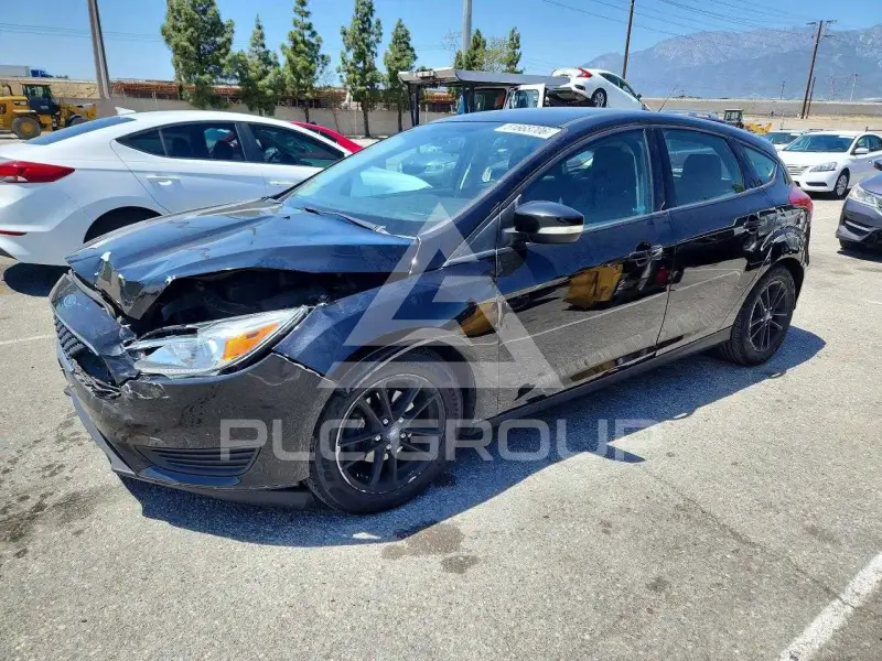 2017 Ford FOCUS photo