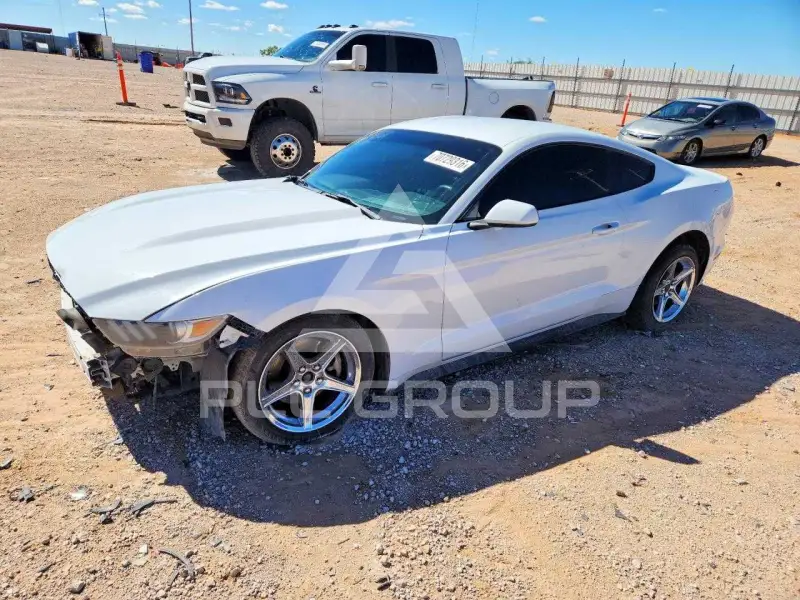 2017 Ford MUSTANG фото