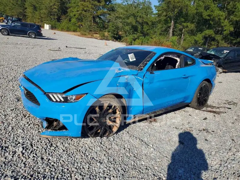 2017 Ford MUSTANG photo