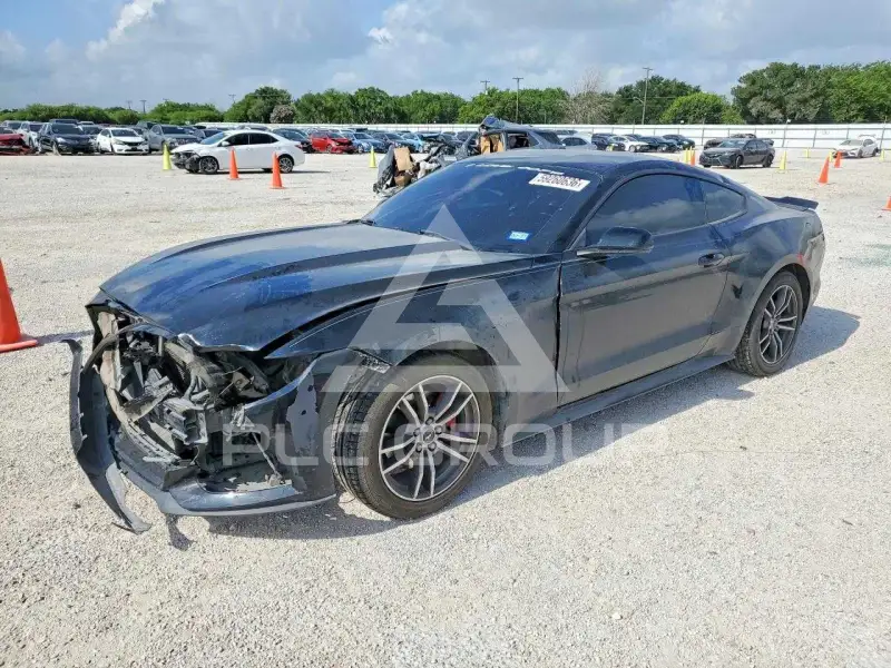 2017 Ford MUSTANG photo