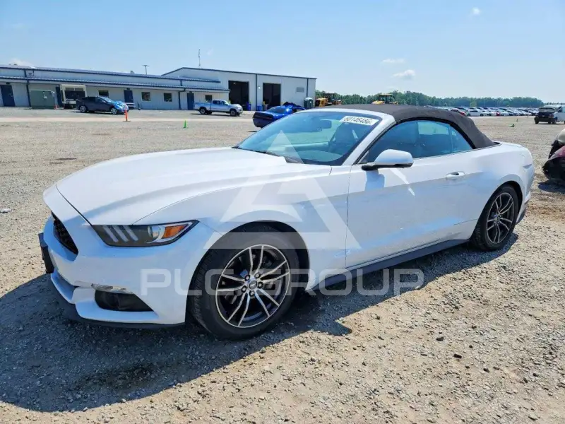 2017 Ford MUSTANG photo