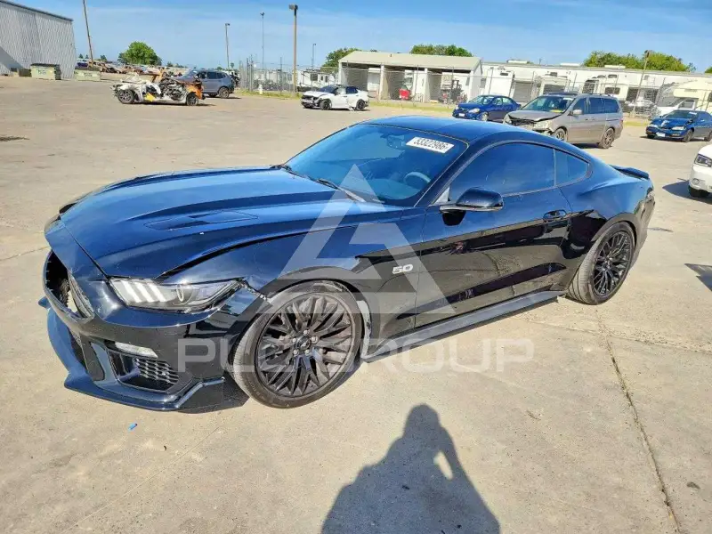 2017 Ford MUSTANG photo