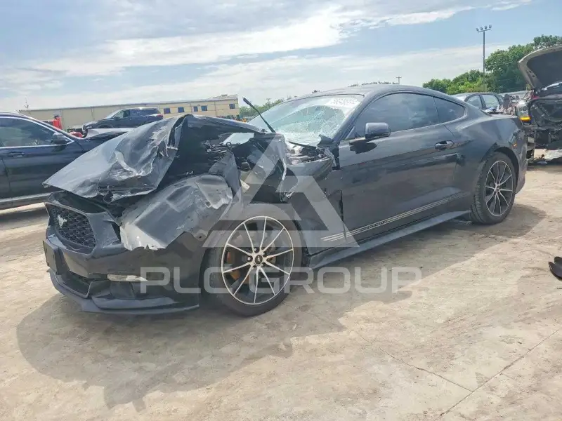 2017 Ford MUSTANG photo