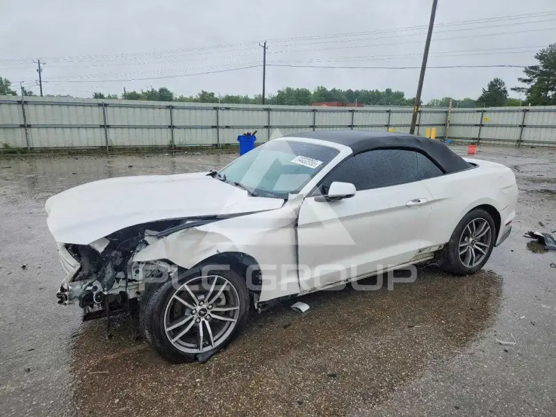 2017 Ford MUSTANG photo