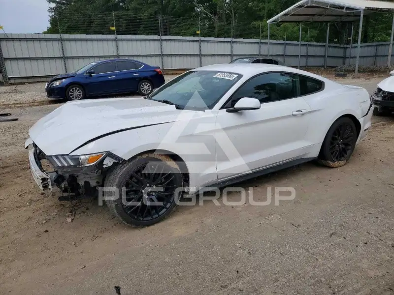 2017 Ford MUSTANG фото