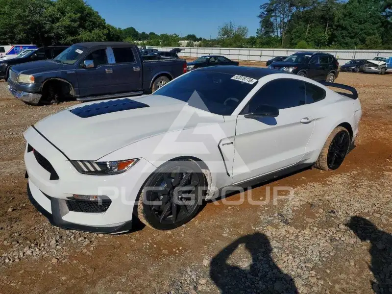 2017 Ford MUSTANG фото