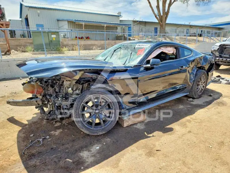 2017 Ford MUSTANG фото