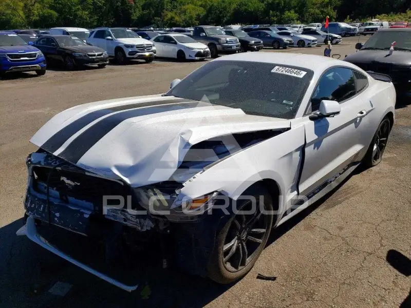 2017 Ford MUSTANG photo