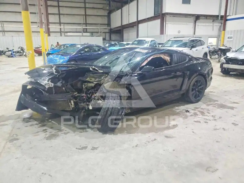 2017 Ford MUSTANG photo