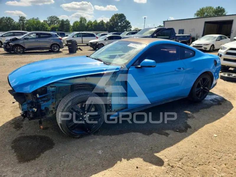 2017 Ford MUSTANG фото