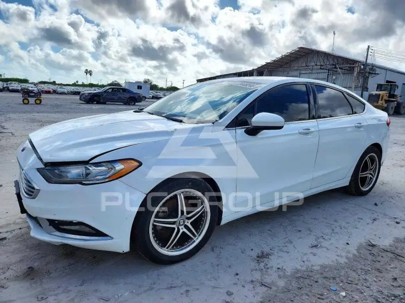 2017 Ford FUSION фото