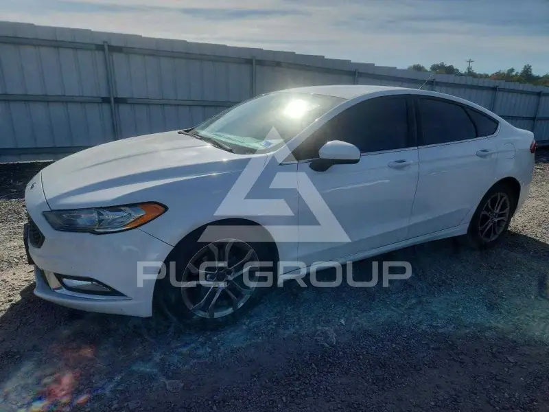 2017 Ford FUSION photo