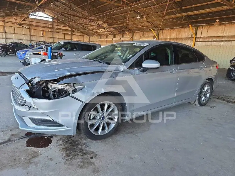 2017 Ford FUSION photo