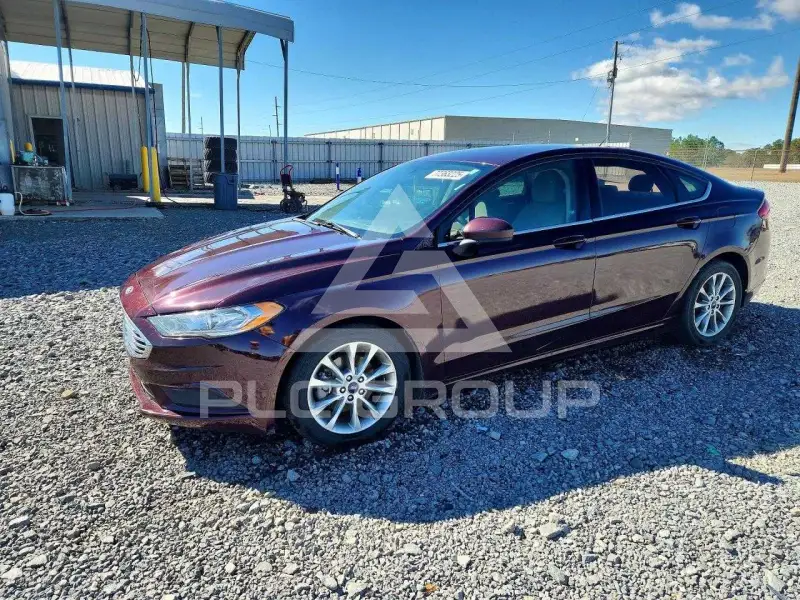 2017 Ford FUSION фото