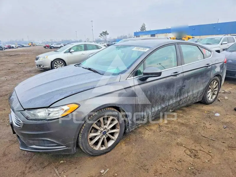 2017 Ford FUSION фото