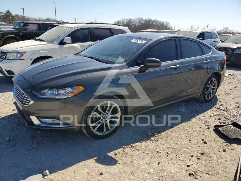 2017 Ford FUSION фото