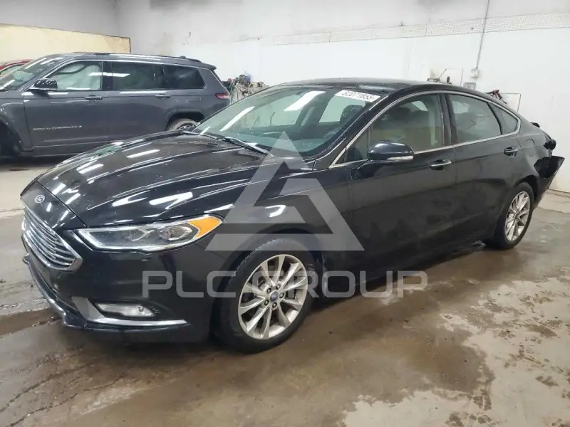2017 Ford FUSION фото