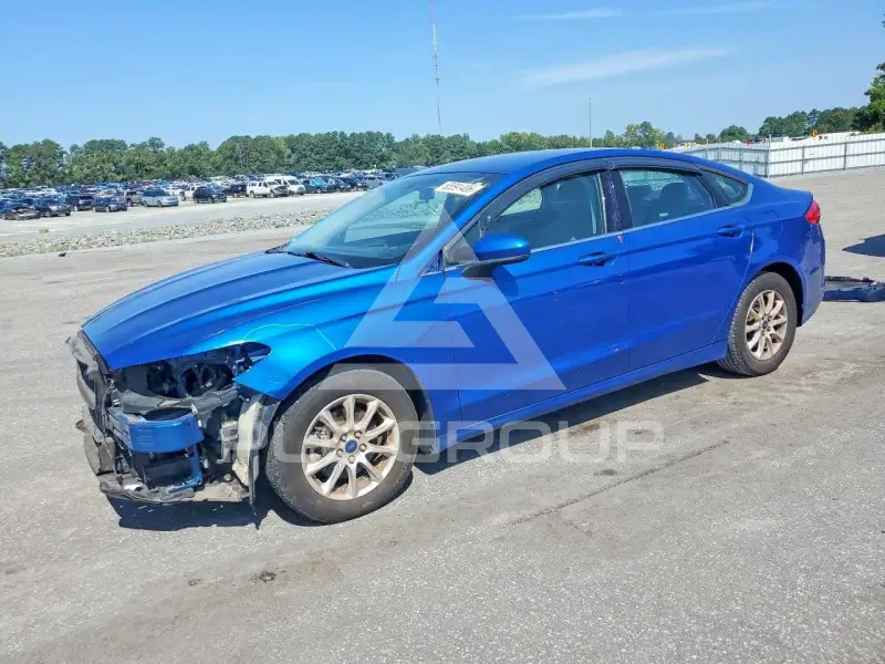 2017 Ford FUSION photo
