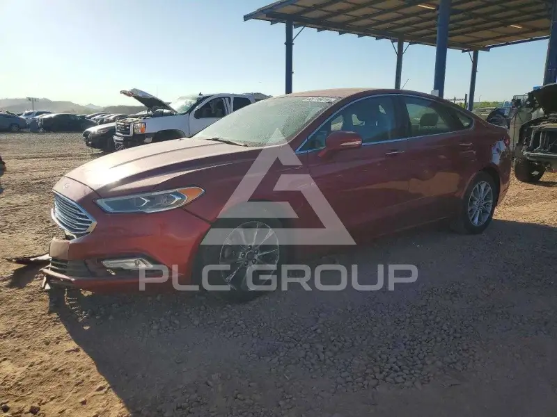 2017 Ford FUSION фото