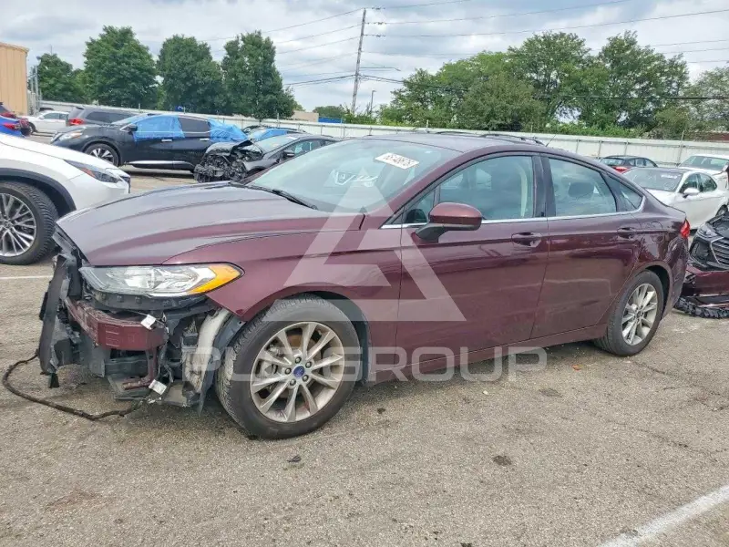 2017 Ford FUSION photo