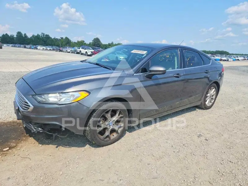 2017 Ford FUSION фото