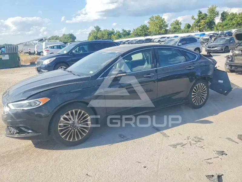 2017 Ford FUSION фото