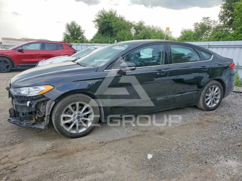 2017 Ford FUSION фото
