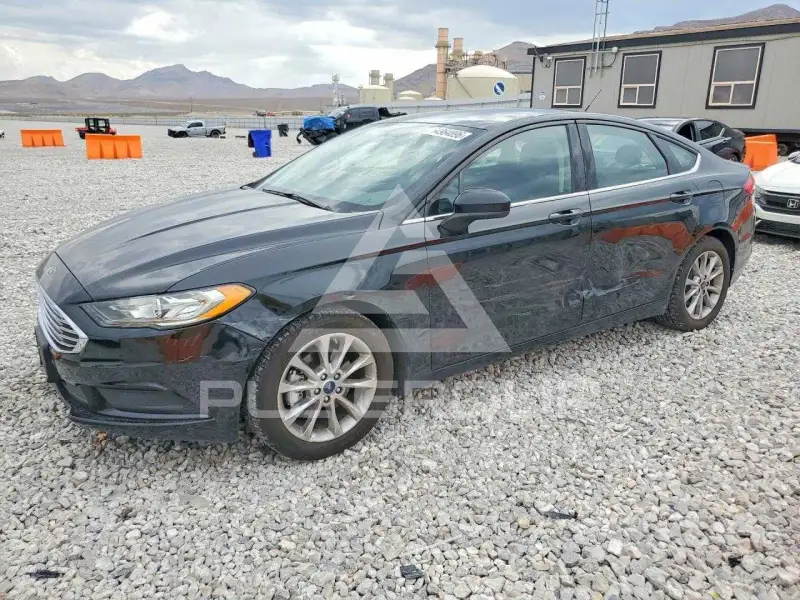 2017 Ford FUSION фото