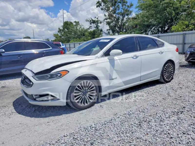 2017 Ford FUSION фото