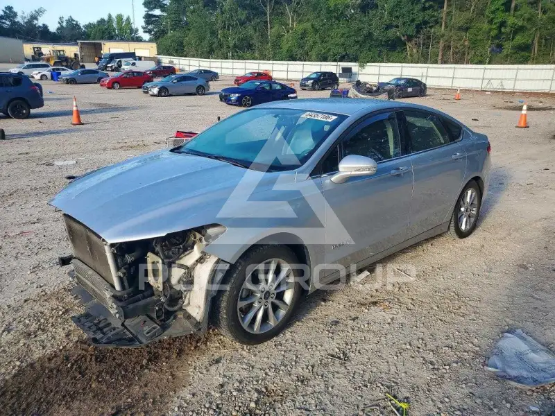 2017 Ford FUSION фото