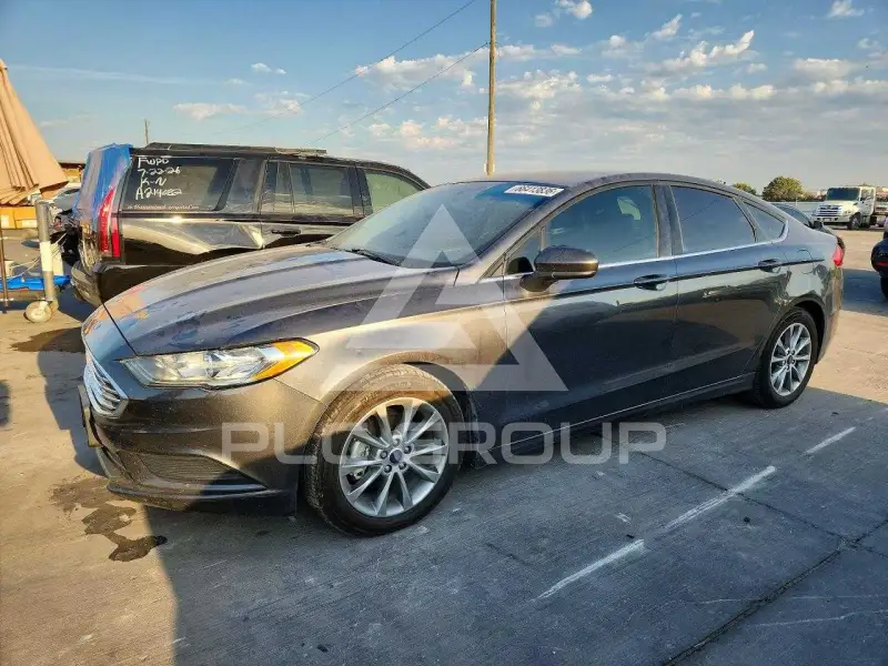 2017 Ford FUSION photo