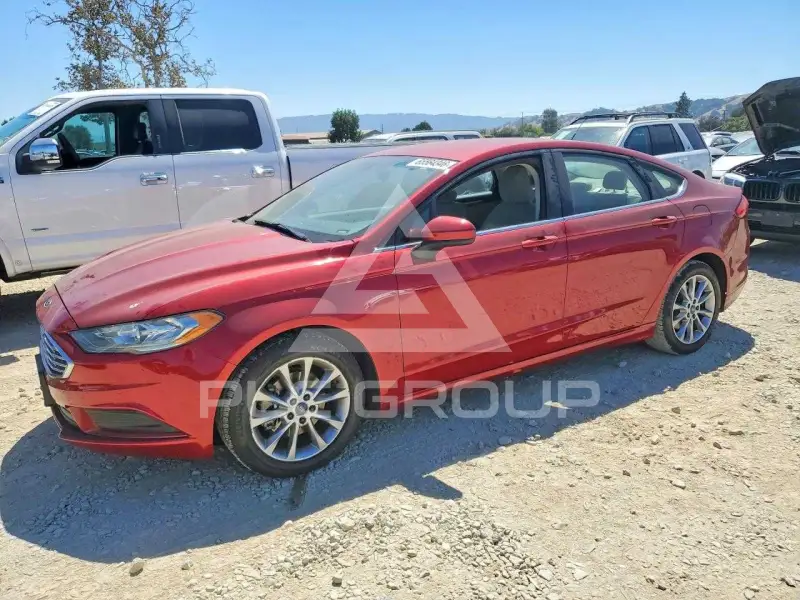2017 Ford FUSION фото