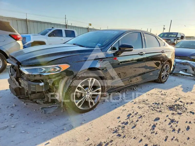 2017 Ford FUSION photo