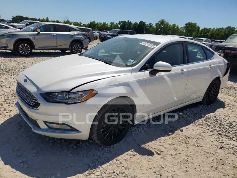2017 Ford FUSION photo