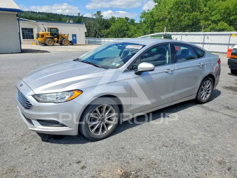 2017 Ford FUSION photo