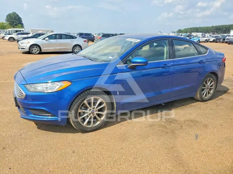 2017 Ford FUSION фото