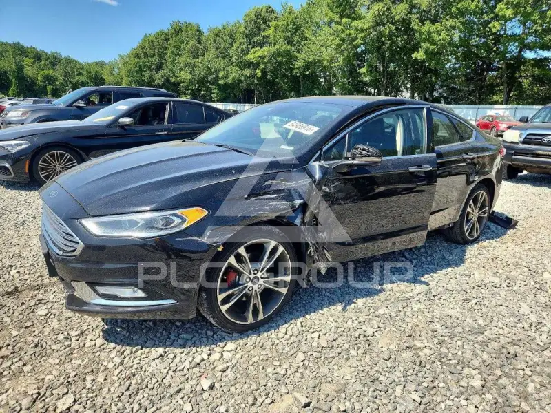2017 Ford FUSION фото