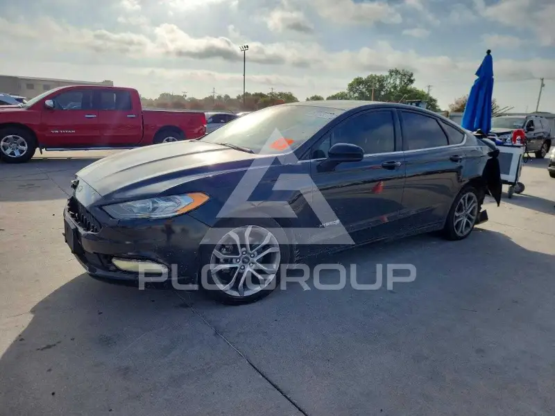 2017 Ford FUSION фото